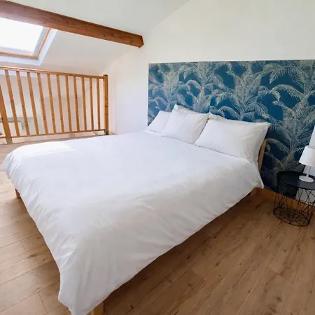 Loft Atypique Climatisee - Garage